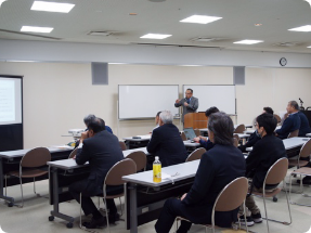 富山県魚津市での相談会の様子
